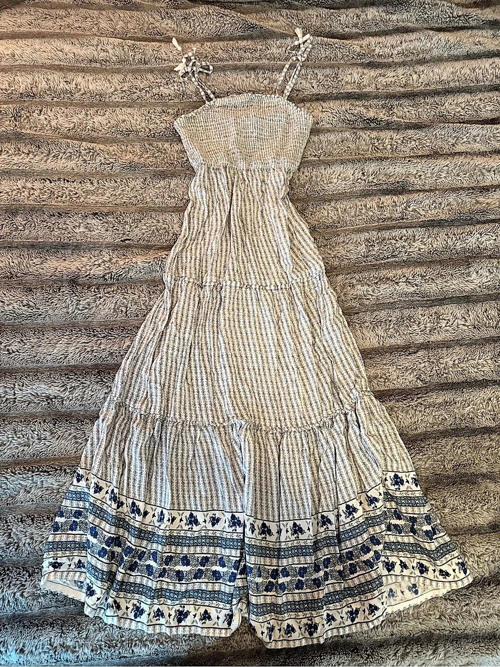 Floral Maxi Dress in Cream & Blue Like New